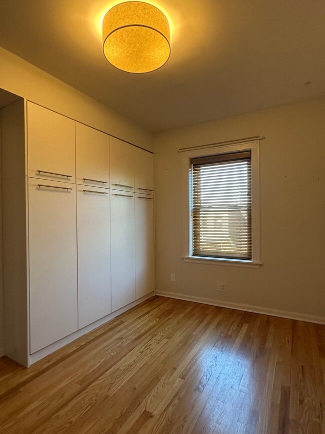 Photo - 2429 N California Ave Unit # 2