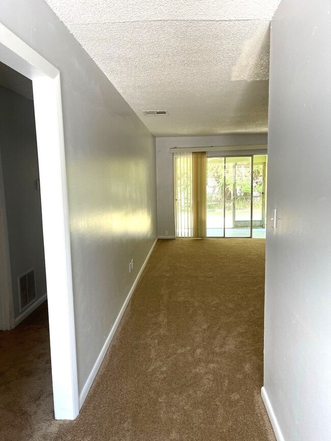 Photo - LH7368 Unidad Laurel Hills