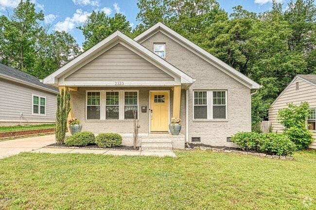 Building Photo - Charming 3BD/2BA Bungalow in Druid Hills! Rental