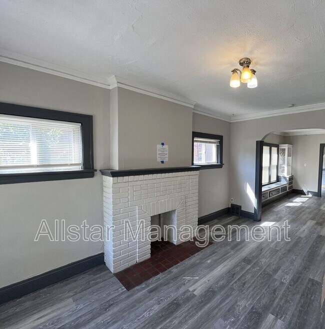 Photo - 3638 E 149th St Unidad #2