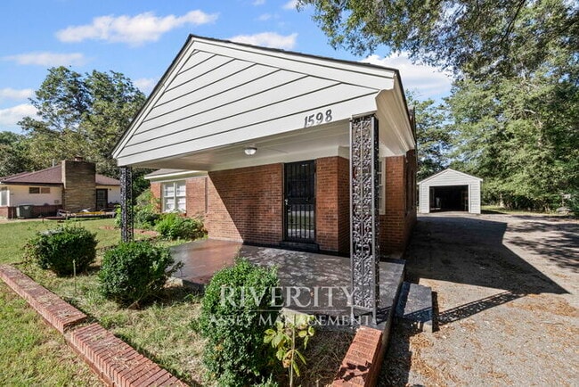 Photo - Newly Renovated 3 Bed • 2 Bath • Detached ...
