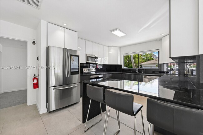 536 Hibiscus Dr