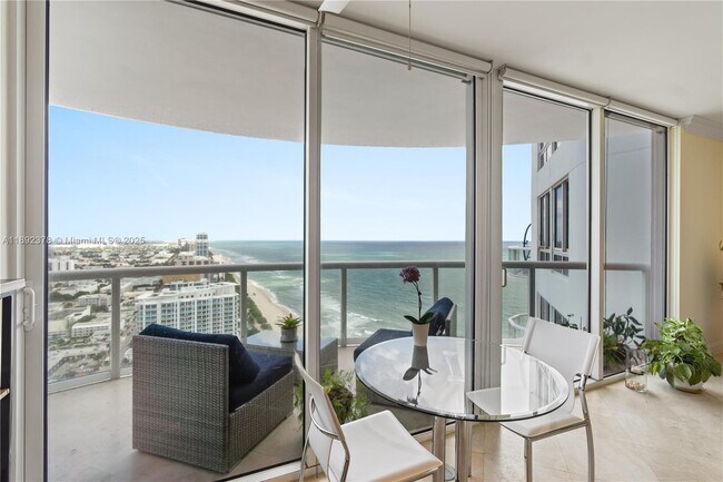 Photo - 6365 Collins Ave Unidad 3611