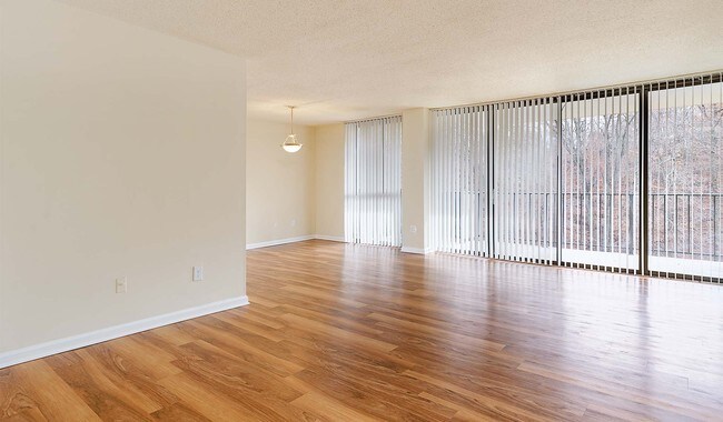 Westchester Tower Apartment Homes For Rent in College Park