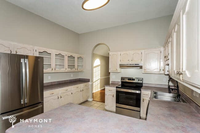 Photo - 1875 Carlyn Cove