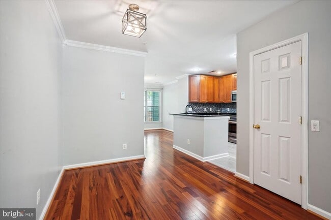 Photo - 45478 Whistling Terrace