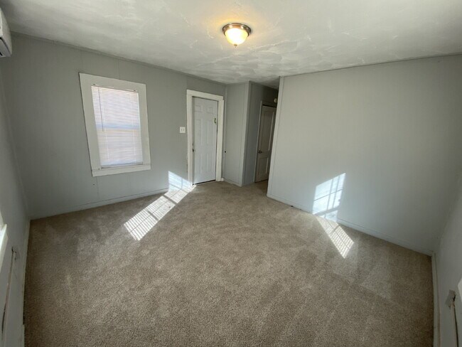 Spacious 1 Bedroom Property