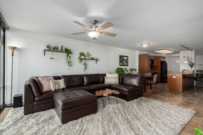 Photo - 4808 N 24th St Unidad 703