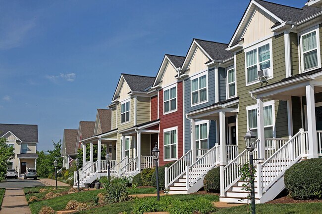 Pet Friendly Western Albemarle Townhome Ne... - Pet Friendly Western Albemarle Townhome Ne...