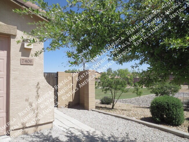 Photo - 7406 W Carter Rd