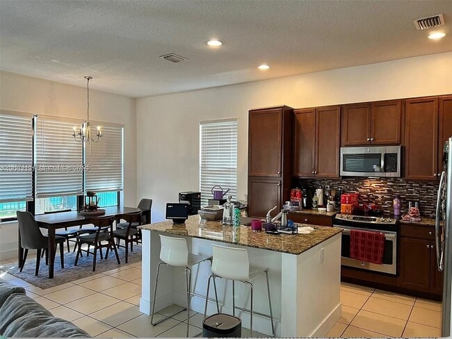 Photo - 3214 W 97th St