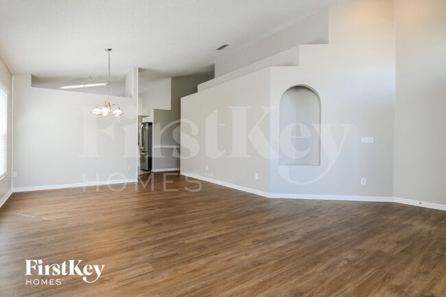 Photo - 13521 Fordwell Dr