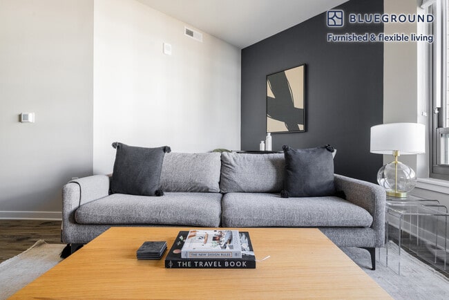 Photo - 624 N Glebe Rd Unidad FL5-ID966