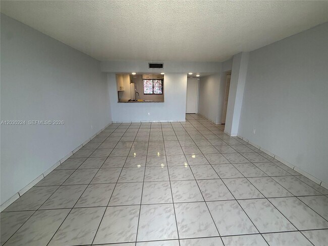 8625 NW 8th St Unit 420