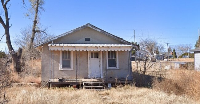 Building Photo - 707 N Texas St