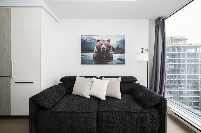 Building Photo - 1255 Rue Saint-Jacques