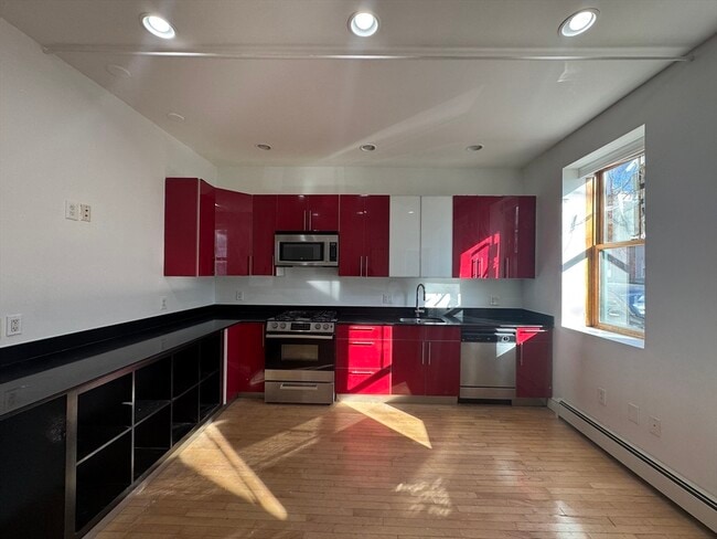 Photo - 212 Chelsea St Unit 1