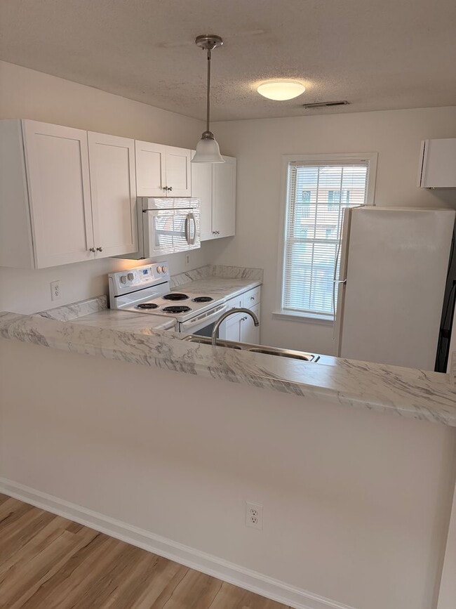 Photo - Q201 Unit Q201