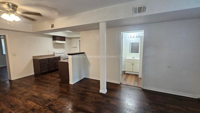5550 Windermere Dr