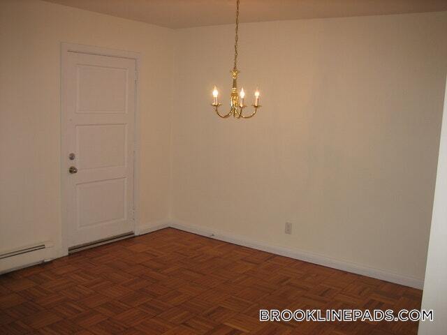 Photo - 213 Gerry Rd