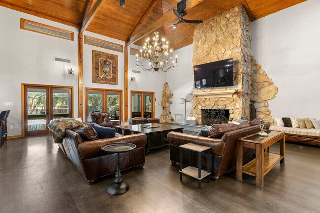 Photo - 926 Riverhills Dr Unidad ID1261509P