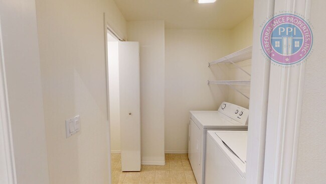 Photo - Updated Townhome with Detached Garage! Close to Shops & Restaurants