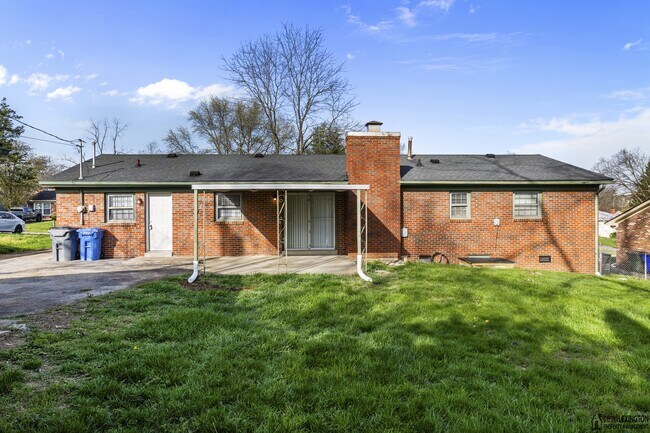 Photo - 1036 Whitehall Pl