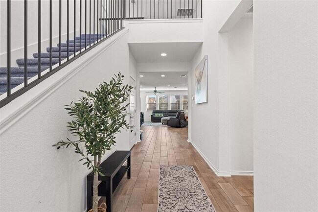 Photo - 9107 Moonstone Dr