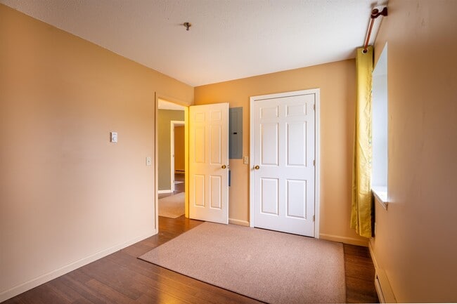 Photo - 28 Academy St Unidad 9