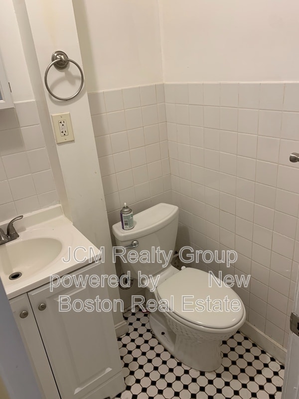Photo - 746 Broadway Unit 2