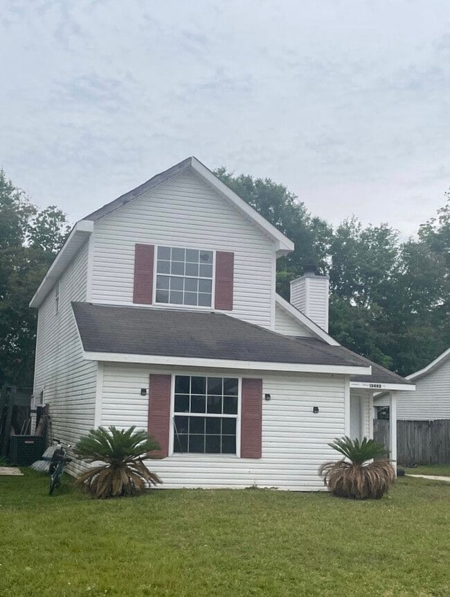 Building Photo - 13442 Locust Hill Dr Rental