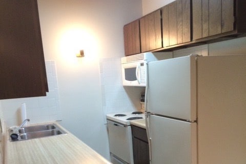 Photo - 1430 Maplecrest Dr