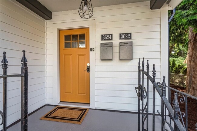 Photo - 3622-3624 NE Cleveland Ave Unidad 3622