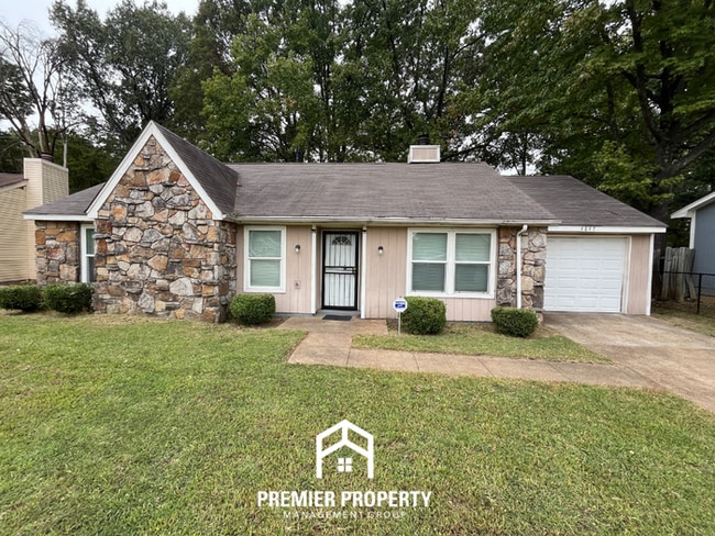 Building Photo - 4847 Daphne Rd