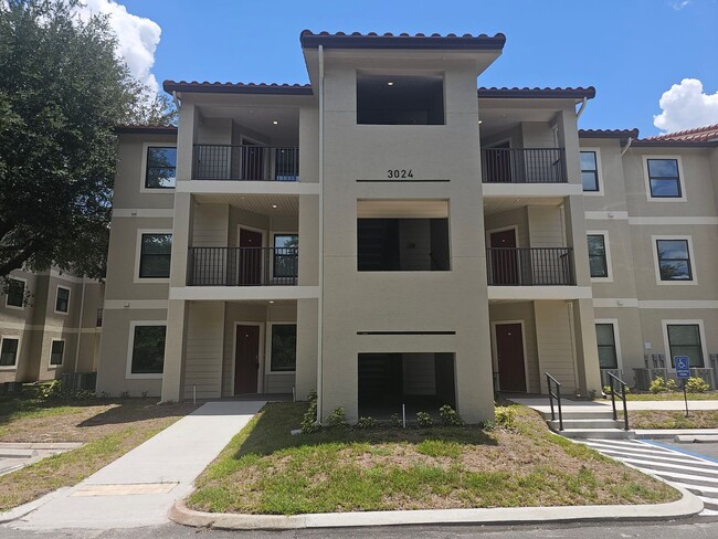 Building Photo - BRAND NEW 2026 1 BED / 1 BATH CONDO (ACROSS FROM CELEBRATION - NEAR DISNEY) Unit 800 #301
