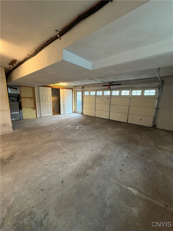 Photo - 215 Locksley Rd