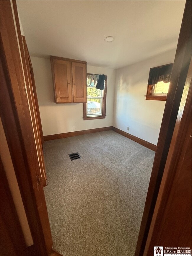 Photo - 258 Abbott Rd