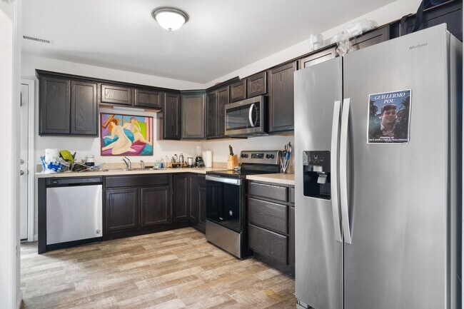 Photo - 1313 Giles Rd Unit B