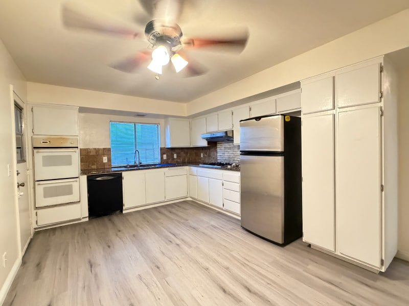 Photo - 6802 Bonillo Dr