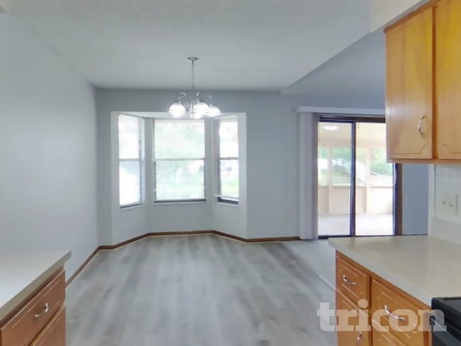 Photo - 10660 Squires Ct