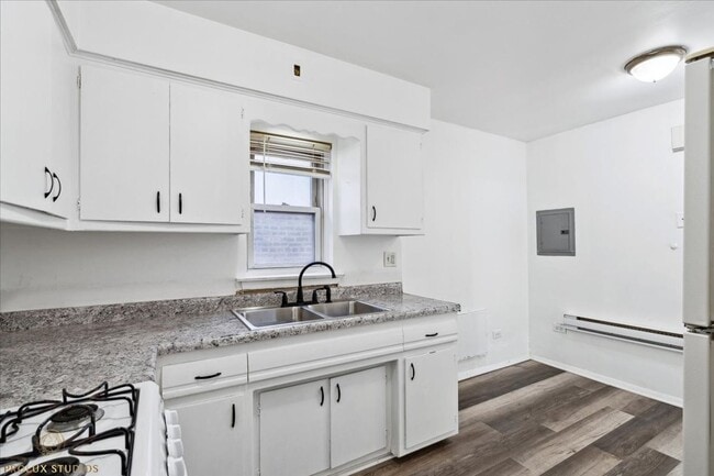 Photo - 1204 S 49th Ct Unit 5