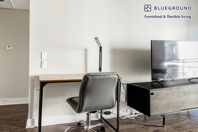 Photo - 4522 Woodman Ave Unit FL2-ID453