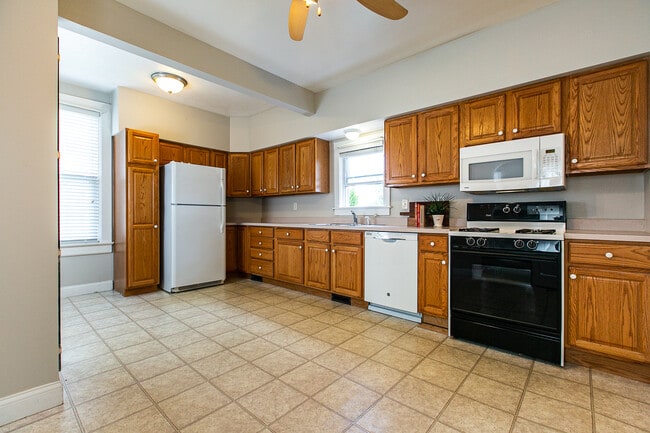 Photo - 2636 Fulton St