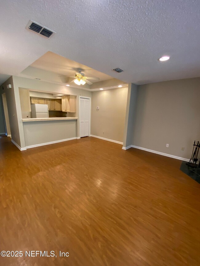 Photo - 4129 Quiet Crk Lp