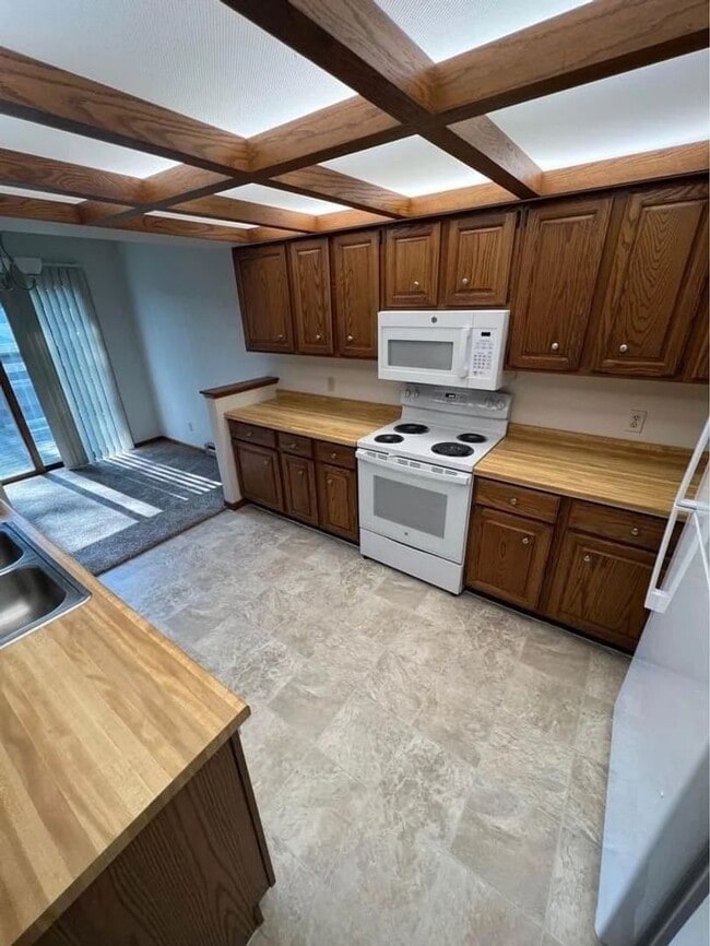 632-638 S 44th Avenue - 632-638 S 44th Avenue Apartment Unit 634