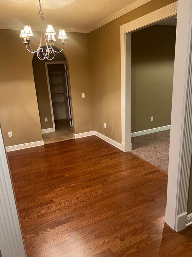 Photo - 3 bed / 2 bath Clear Creek Subdivision