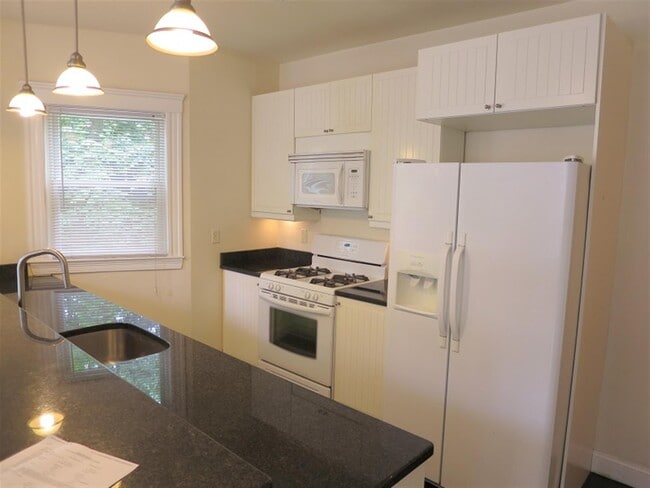 Photo - 6 Giles Park Unit 2