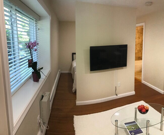 Photo - 18 Hamilton Rd Unit 106