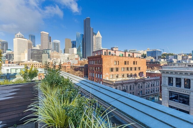 Pioneer Square Penthouse - Pioneer Square Penthouse Unit 510