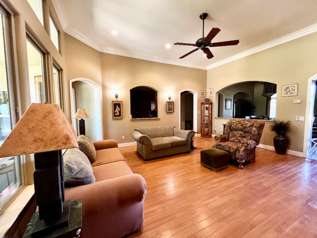 Photo - 4709 W Harold Ave